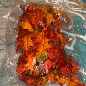Artificial Autumn Leaves Decor Garland! 2pack